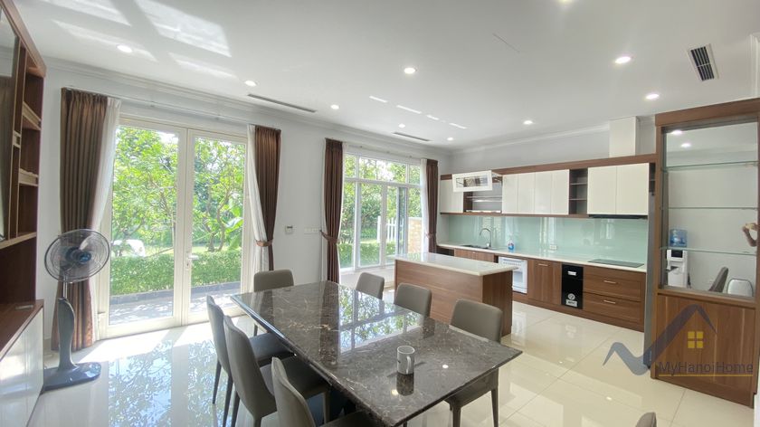 4 bedrooms Villa in Long Bien, Ha Noi, Vietnam No. 19635