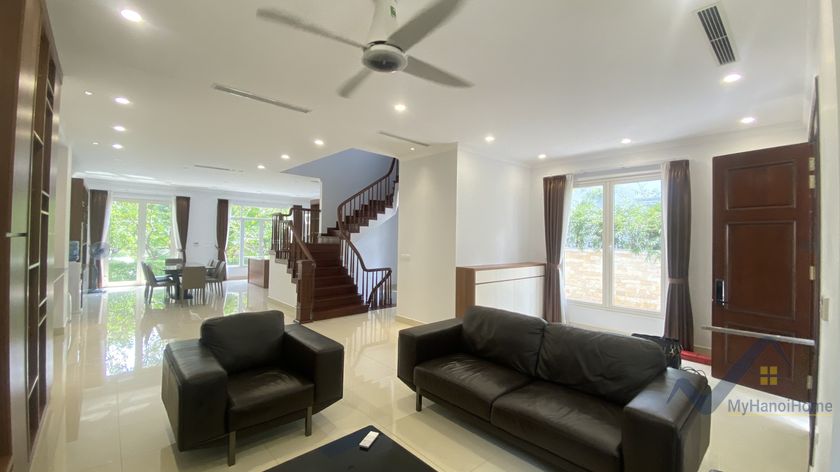 4 bedrooms Villa in Long Bien, Ha Noi, Vietnam No. 19635