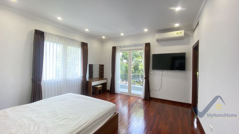 4 bedrooms Villa in Long Bien, Ha Noi, Vietnam No. 19635