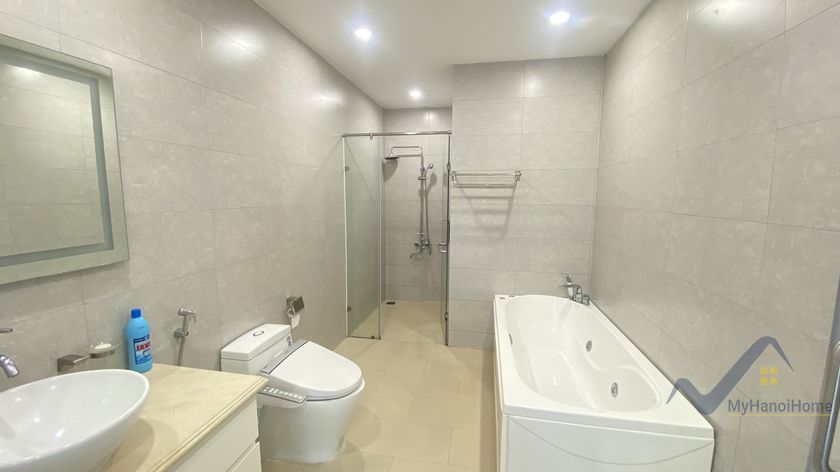 4 bedrooms Villa in Long Bien, Ha Noi, Vietnam No. 19635