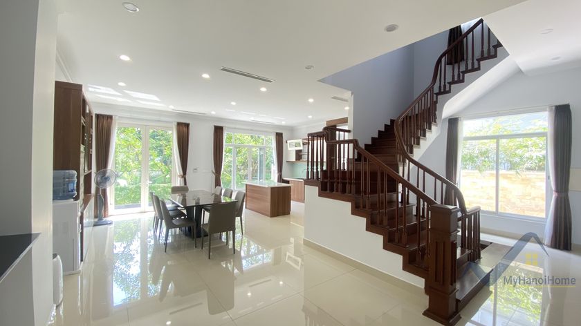 4 bedrooms Villa in Long Bien, Ha Noi, Vietnam No. 19635