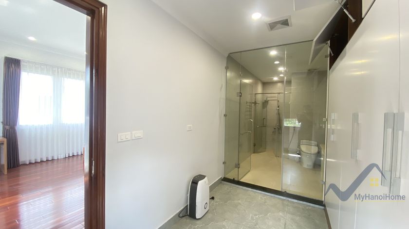 4 bedrooms Villa in Long Bien, Ha Noi, Vietnam No. 19635