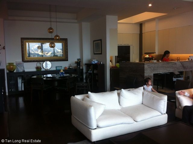 4 bedrooms Apartment in Cau Giay, Ha Noi, Vietnam No. 1914