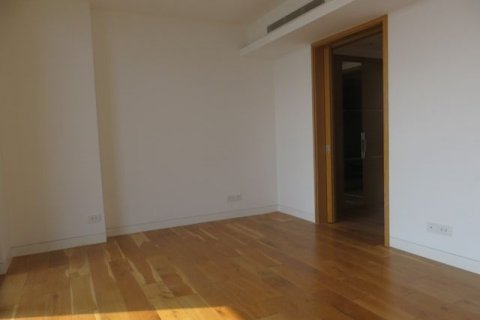 4 bedrooms Apartment in Cau Giay, Ha Noi, No. 1915 4