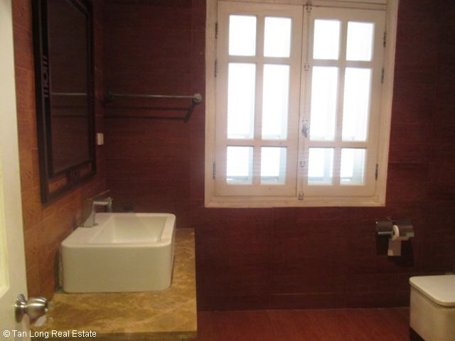 4 bedrooms Villa in Tay Ho, Ha Noi, Vietnam No. 1911