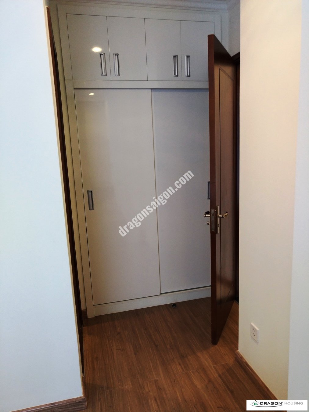 Квартира с 2 спальнями в Биньтхань, Хошимин, Вьетнам № 15096