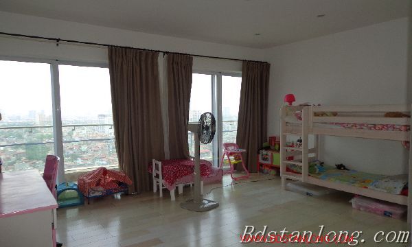 4 bedrooms Apartment in Tay Ho, Ha Noi, Vietnam No. 8644