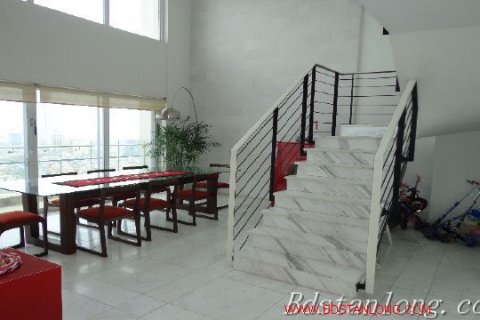 4 bedrooms Apartment in Tay Ho, Ha Noi, No. 8644 2