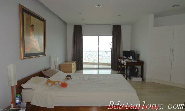 4 bedrooms Apartment in Tay Ho, Ha Noi, Vietnam No. 8644