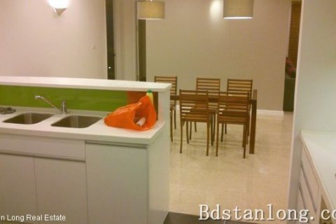 3 bedrooms Apartment in Tay Ho, Ha Noi, No. 8641 3