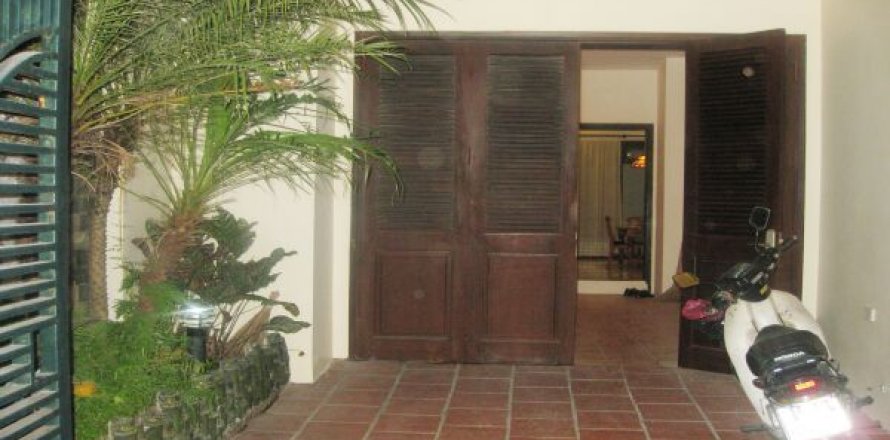 4 bedrooms Villa in Tay Ho, Ha Noi, No. 7970