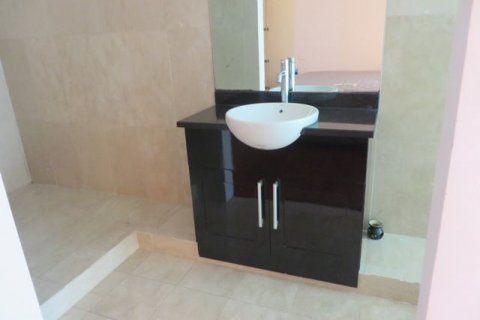 Квартира с 3 спальнями в Тэйхо, Ханой , № 7856 11