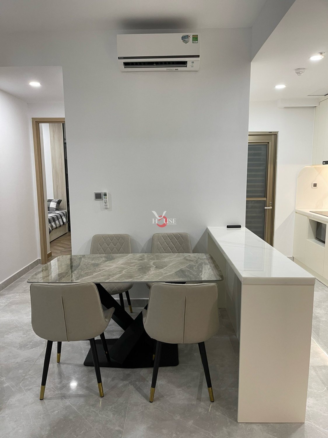 81m2 Apartment in District 7, Ho Chi Minh, Vietnam No. 30175