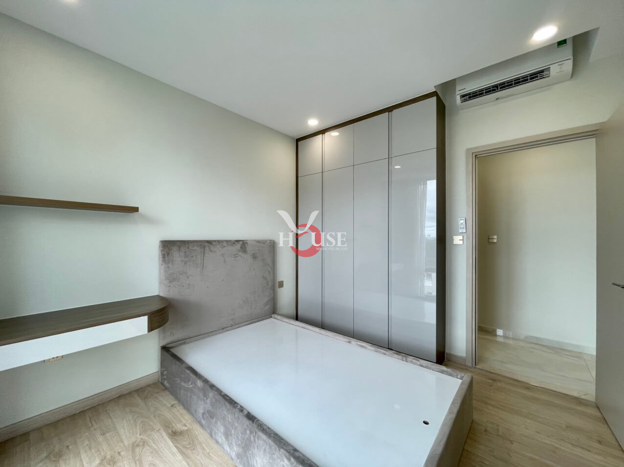 2 bedrooms Apartment in District 7, Ho Chi Minh, Vietnam No. 30061