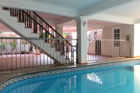 4 bedrooms Villa in Tay Ho, Ha Noi, No. 4221 5