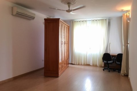 4 bedrooms Villa in Tay Ho, Ha Noi, No. 4221 21
