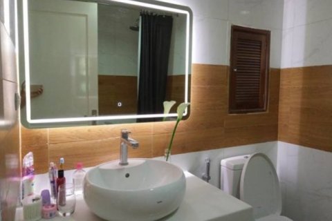 2 bedrooms Apartment in Tay Ho, Ha Noi, No. 4222 6