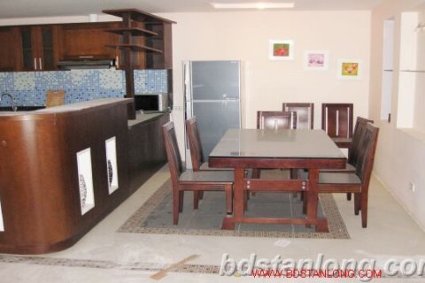 Квартира с 3 спальнями в Тэйхо, Ханой , № 7870