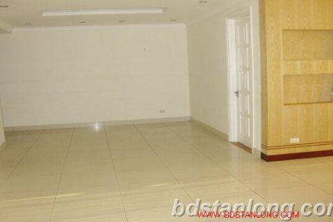 3 bedrooms Apartment in Tay Ho, Ha Noi, No. 7868 3