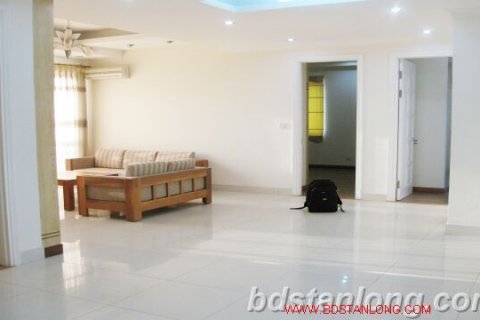 3 bedrooms Apartment in Tay Ho, Ha Noi, No. 7868 2