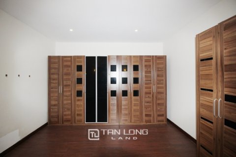 6 bedrooms Villa in Tay Ho, Ha Noi, No. 2425 9
