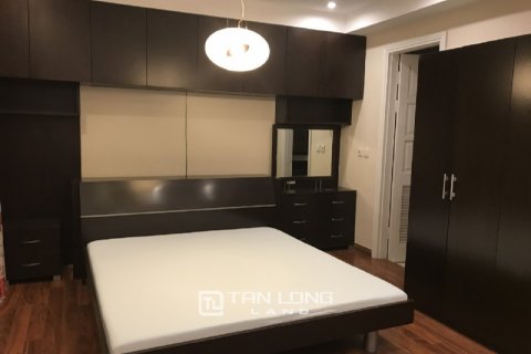4 bedrooms Apartment in Tay Ho, Ha Noi, No. 2428 9