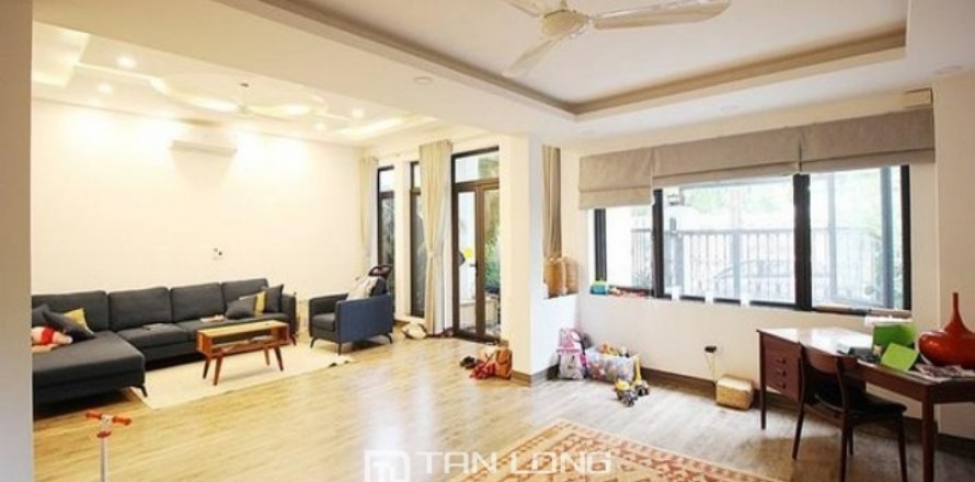 5 bedrooms Villa in Tay Ho, Ha Noi, No. 2430