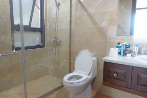 2 bedrooms Apartment in Ba Dinh, Ha Noi, No. 6320 7