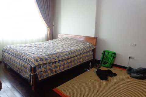 2 bedrooms Apartment in Ba Dinh, Ha Noi, No. 6320 6