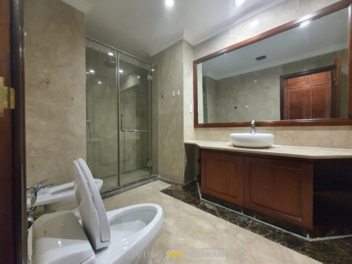3 bedrooms Apartment in District 1, Ho Chi Minh, Vietnam No. 27233