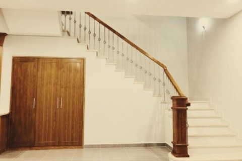 4 bedrooms House in Ho Chi Minh, No. 27232 2