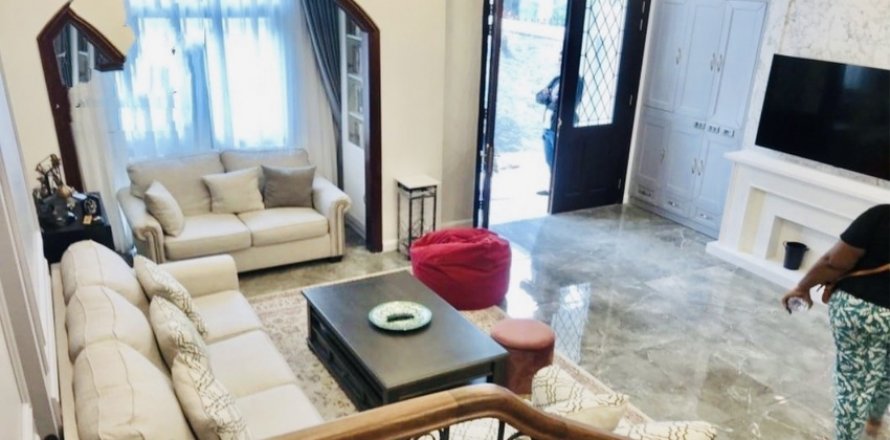 3 bedrooms Villa in Long Bien, Ha Noi, No. 19173