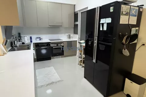 Квартира с 3 спальнями в Тхудык, Хошимин , № 11088 2
