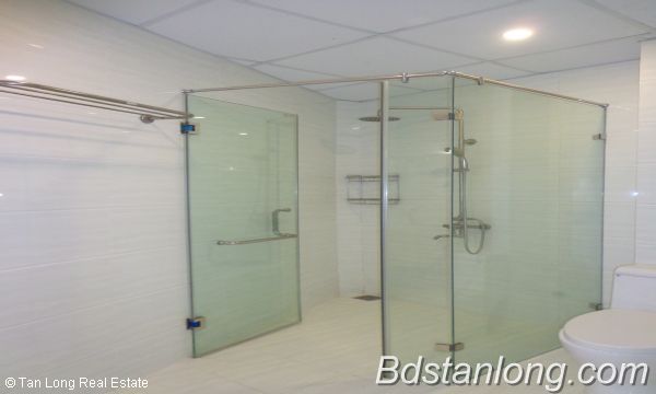 3 bedrooms Apartment in Tay Ho, Ha Noi, Vietnam No. 8153