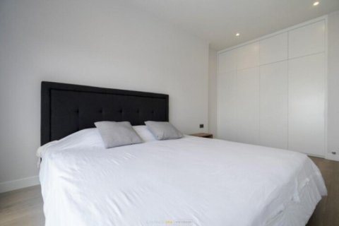 3 bedrooms Apartment in District 4, Ho Chi Minh,  No. 27353 10