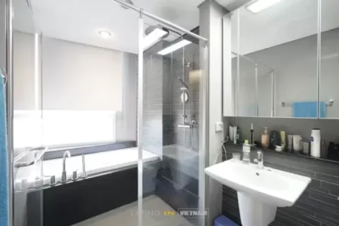 Квартира с 3 спальнями в Тхудык, Хошимин , № 27350 4