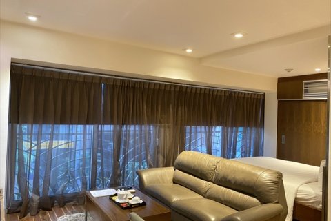 Studio Apartment in District 1, Ho Chi Minh, No. 18484 4
