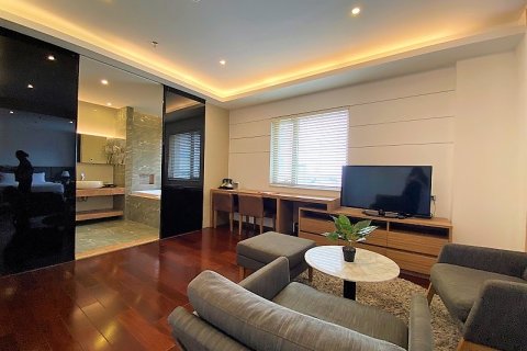 Studio Apartment in Binh Thanh, Ho Chi Minh,  No. 18349 2