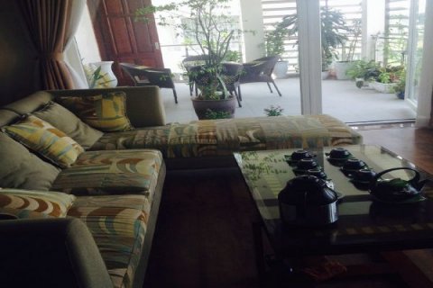 5 bedrooms Villa in Tay Ho, Ha Noi, No. 6546 8