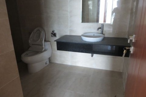 4 bedrooms Apartment in Tay Ho, Ha Noi, No. 6543 8