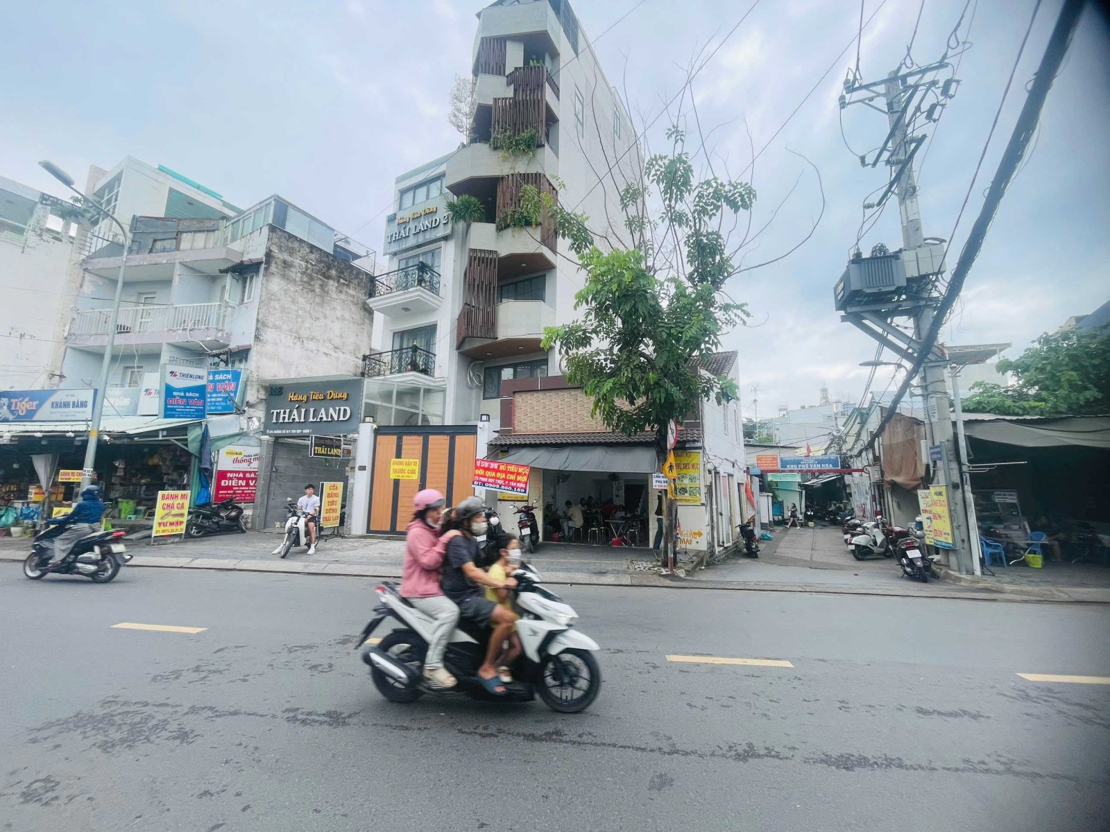 126m2 Apartment in District 7, Ho Chi Minh, Vietnam No. 30284