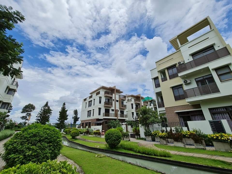 5 bedrooms House in Vietnam No. 17942