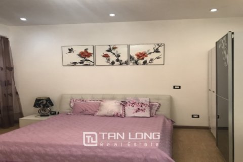 3 bedrooms Villa in Tay Ho, Ha Noi, No. 2981 8