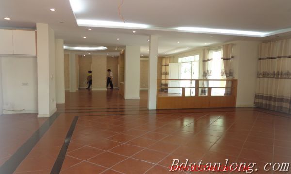 4 bedrooms Villa in Tay Ho, Ha Noi, Vietnam No. 7337