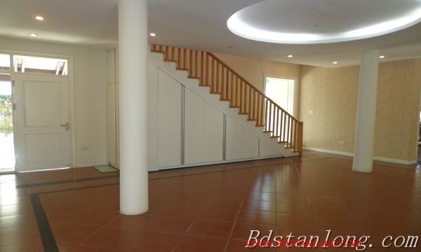 4 bedrooms Villa in Tay Ho, Ha Noi, Vietnam No. 7337