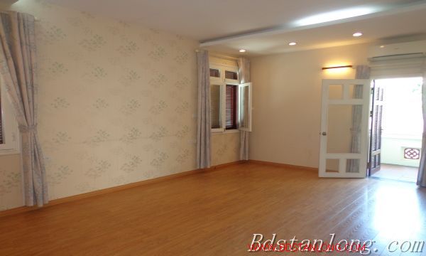 4 bedrooms Villa in Tay Ho, Ha Noi, Vietnam No. 7337