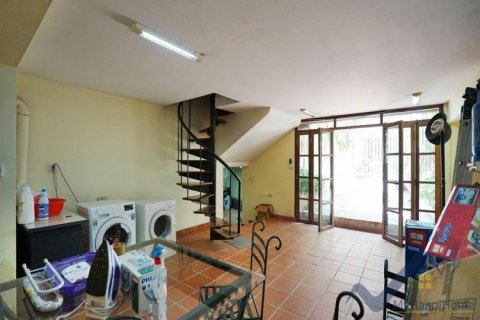5 bedrooms Villa in Tay Ho, Ha Noi, No. 19630 4