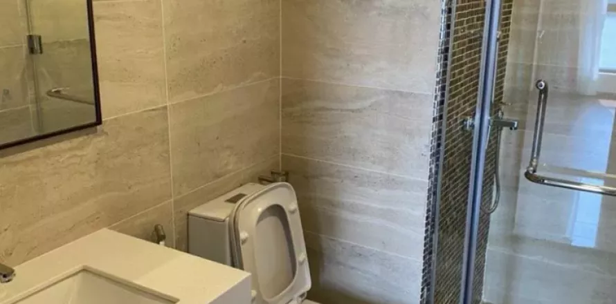 Квартира с 3 спальнями в Тхудык, Хошимин , № 12241