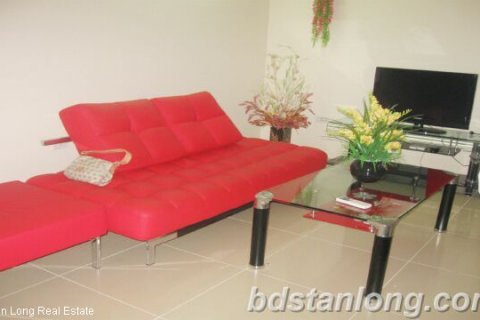 3 bedrooms Apartment in Dong Da, Ha Noi, No. 8225 2