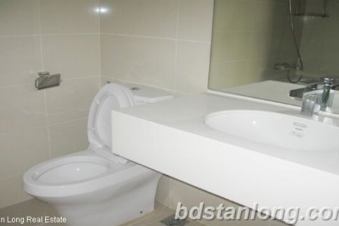 3 bedrooms Apartment in Dong Da, Ha Noi,  No. 8229 8